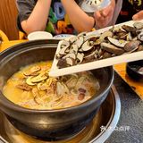 和顺古镇超浓郁的菌子火锅～本地人认证！