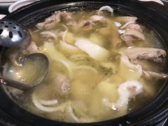 -东椰·海南椰子鸡火锅(朝阳门店)