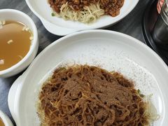 炸酱捞面-周门传统竹升面