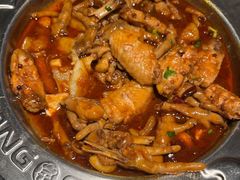 -胖哥俩肉蟹煲(长沙高铁吾悦广场店)