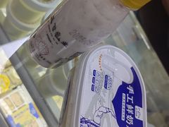 -正飞鲜奶(吐鲁番路店)