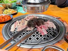 -唯成•韩国炭火烤肉 유성고기