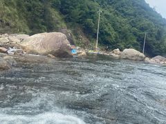 -龙井峡漂流