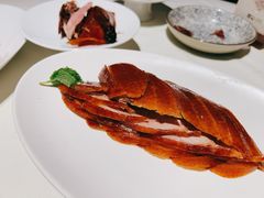 片皮鸭-四季民福烤鸭店(外滩外白渡桥店)