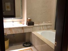 -昆山皇冠国际会展酒店
