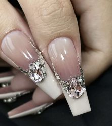 -诗韵坊美甲美睫