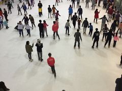 -正佳冰河湾真冰滑冰场