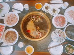 -小天鹅火锅·一线江景洪鼎旗舰店(洪崖洞店)
