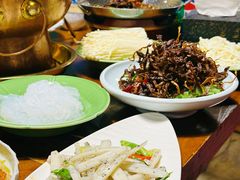 -雀舞云南菜(天津天河城购物中心店)