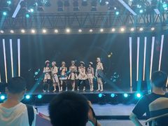 -上海龙之梦万丽酒店