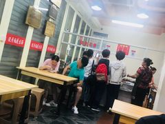 大堂-没牙伯花生汤店(老药洲店)