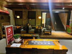-苹果树下艺术餐厅(宋庄店)