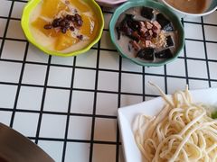 -山悦里 山野·鲜火锅(罗斯福广场店)