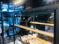 炭烧拿铁-焙丽拾光(麦凯乐直营店)