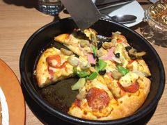 -必胜客(新中纬店)