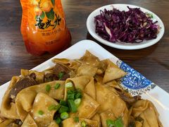 -壹阁胡羊焖饼(特色小吃街店)