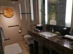 -青岛海尔洲际酒店