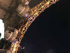 -影汇之星8字形摩天轮