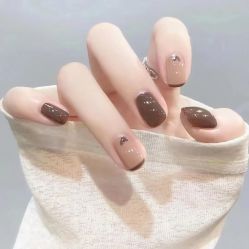 -悦指间美甲美睫