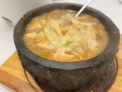 -品海楼·大连海胆锅贴馆(东港店)