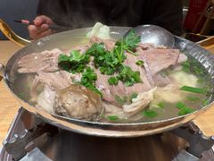 -川堂风·跷脚牛肉·乐山爆炒(宝山日月光店)