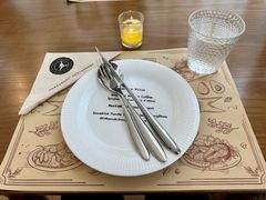 -Mark&Mars Restaurant