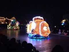 -海底巡游艇:尼莫和好友的海洋世界