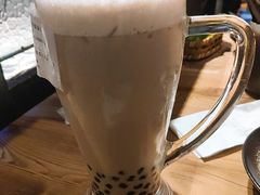 大红袍珍珠奶茶-湊湊火锅·茶憩(杭州湖滨银泰in77店)