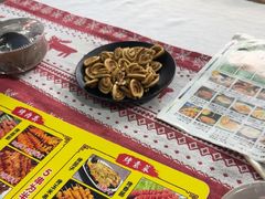 -刘姐啤酒鱼民族演艺餐厅(西街总店)