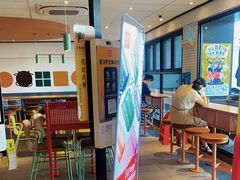-麦当劳(南汇车市店)