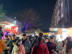 -南湖公园地摊集市
