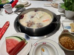 -三人行骨头王火锅(长寿店)