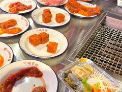 -小猪查理川式烤肉(任丘店)