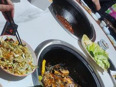 -人民公社铁锅炖·东北菜(卫国道店)