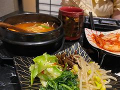 -山川小町·极番烧肉(新地假日广场店)