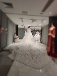 点击看大图 -GRACE KELLY婚纱与礼服(北京店)