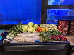 -忆江南·临江鱼馆