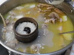 -朴小妹人参鸡汤火锅(长白山万达店)