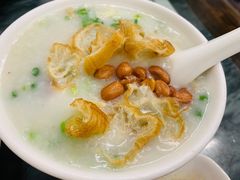 艇仔粥-穗银肠粉店(东川路店)
