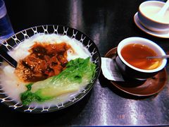 和味牛腩汤河粉-洞味圆茶餐厅(嘉立店)