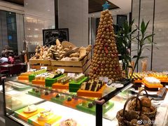 -飨食汇全日制餐厅·昆山皇冠假日酒店(九方店)