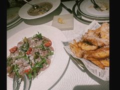 -Mogul Eatery·大亨餐酒馆
