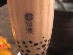 大红袍珍珠奶茶-湊湊火锅·茶憩(和平大悦城店)