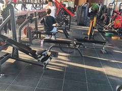 -健龙森俱乐部·游泳·健身·羽毛球综合体育馆