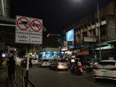 -周日夜市