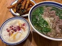 -云阿蛮云南生烫牛肉米线(奉贤路店)