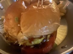 -HIB HUB公社(解放西路店)