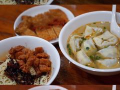 -潘国仙耳光馄饨(黄家阙路店)