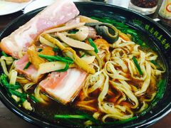 -镇南锅盖面馆(解放路店)