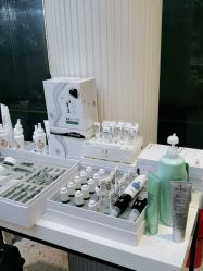 -PE SALON 